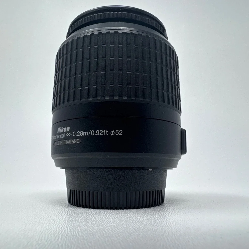 Nikon AF-S DX Zoom-Nikkor 18-55mm f/3.5-5.6G ED II Lens Black